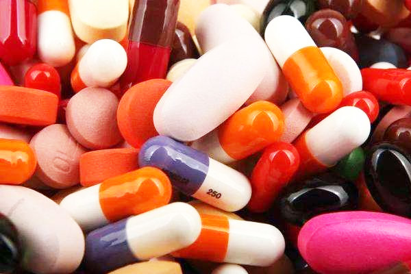 出口烏茲別克斯坦一制藥企業(yè)用單臺8噸燃?xì)庹羝仩t